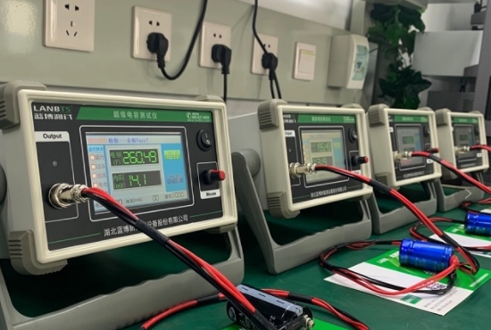 大電流測試設(shè)備.png 大電流測試設(shè)備.png